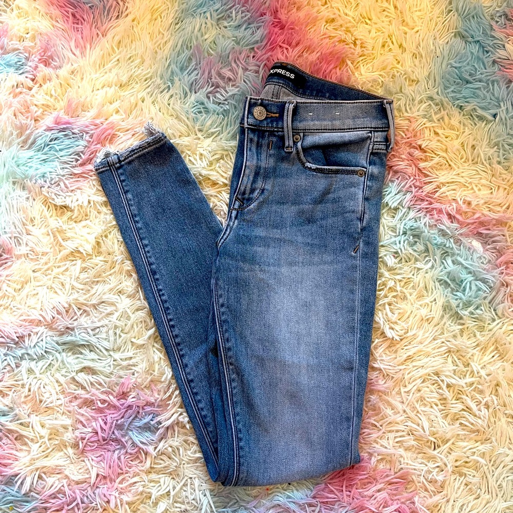 Express mid-rise jeans